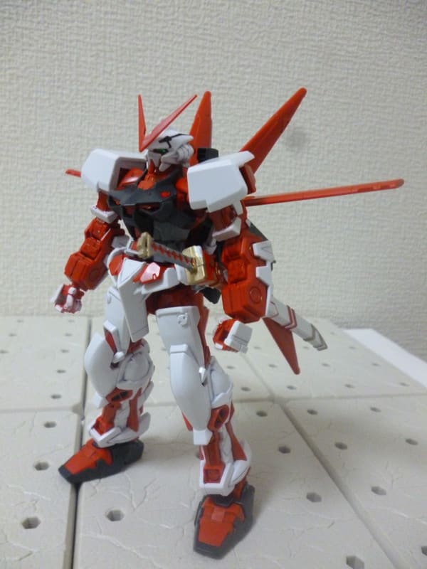 ＨＧ １/１４４ ガンダムアストレイレッドフレーム（フライトユニット装備） - 気まぐれ玩具の日々