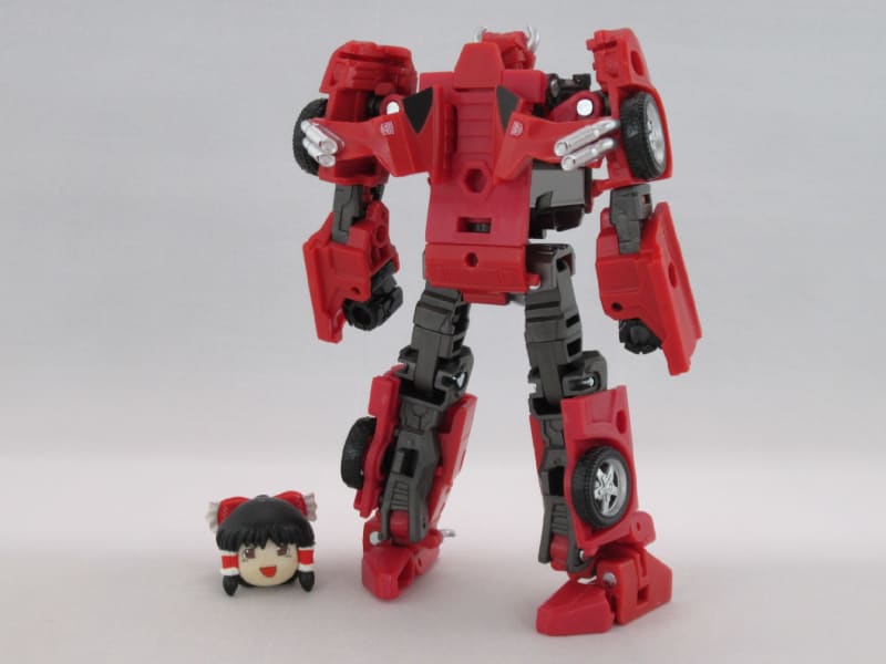 TFレガシーユナイテッド バーサスマルチパック デラックスクラス