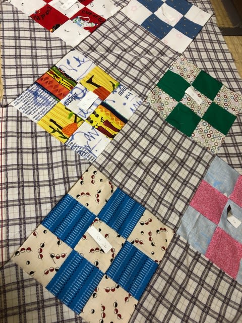母のパッチワーク（ハギレでコタツカバー） - ひろりの手づくり