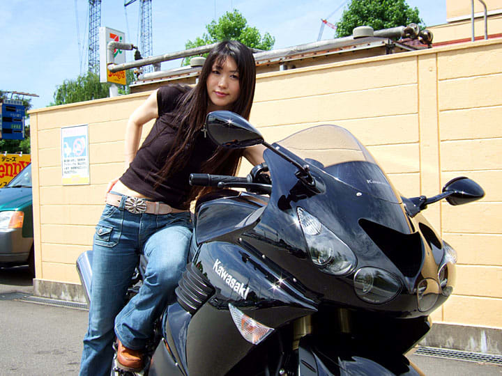 ZZR1400 納車！ 06/6/11 過去記事より - ZZR1400 PHANTOM Ninja 黒影