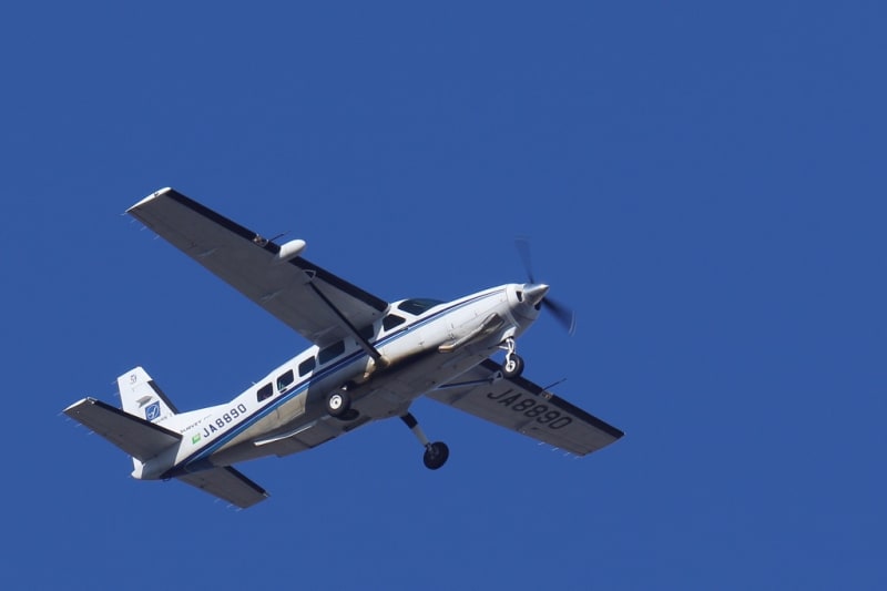 品多く ナショナル航空 プロペラ機 全長17.5cm 質量274g 破格