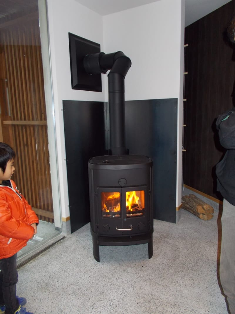 年末のプロモーション大特価！ 東広島市 “I さん” 宅の薪ストーブ morso 1120 CB の火入れ式 その他
