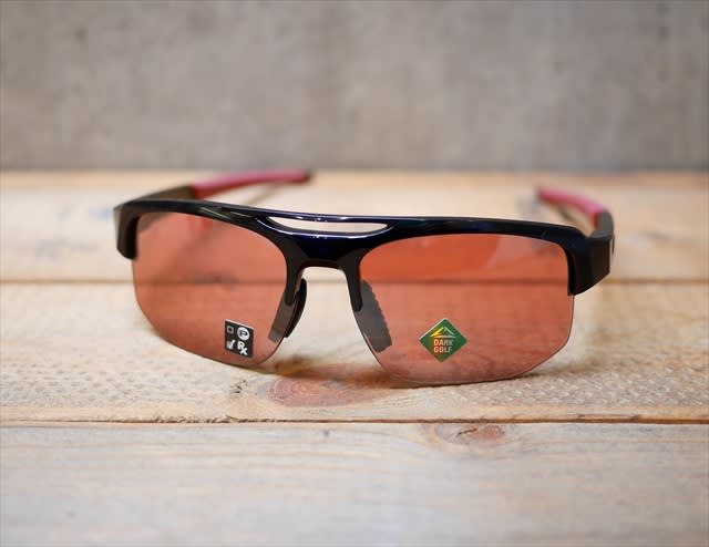 OAKLEY ( オークリー ) からゴルフ専用レンズを搭載したサングラス 