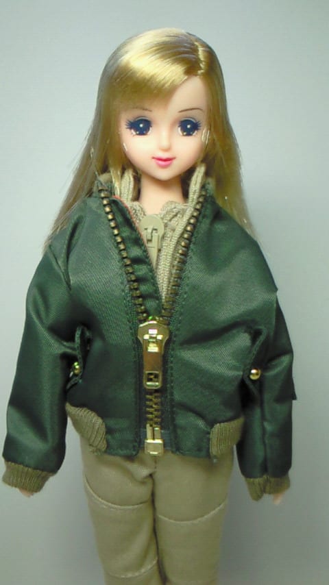 三つ子の魂百までも!その2。2002年カレンダーガールジェニー 三つ子の魂百までも!その2。2002年カレンダーガールジェニー