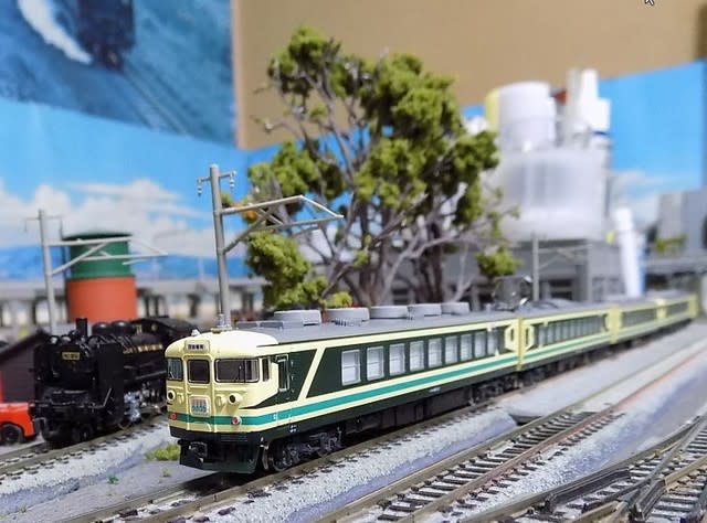 KATOの10-466 165系「なのはな」を見る - MRFC村井 KATOの10-466 165系「なのはな」を見る - MRFC村井