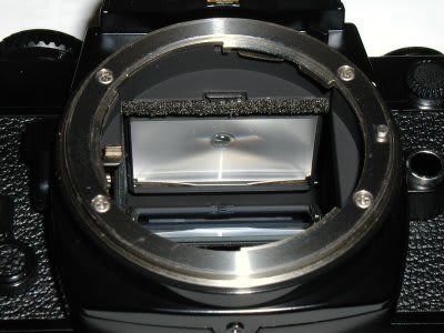 NIkon New FM2 - たぬき隊長の詰所 NIkon New FM2 - たぬき隊長の詰所