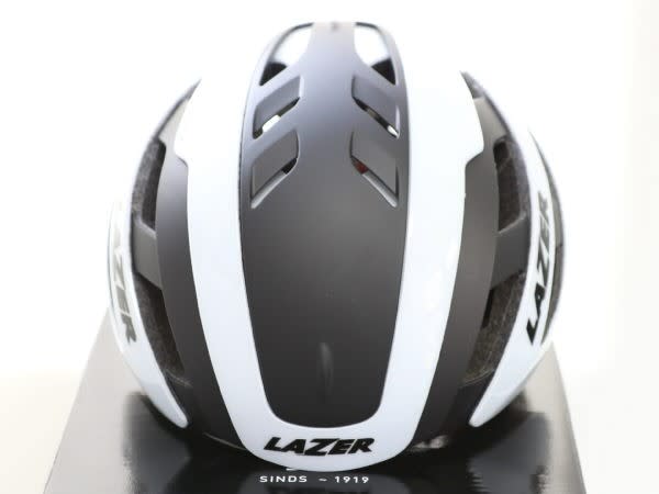 LAZER Century AF 《ヘルメット》 ~エアロ性能調整可能&LED LAZER Century AF 《ヘルメット》 ~エアロ性能調整可能&LED