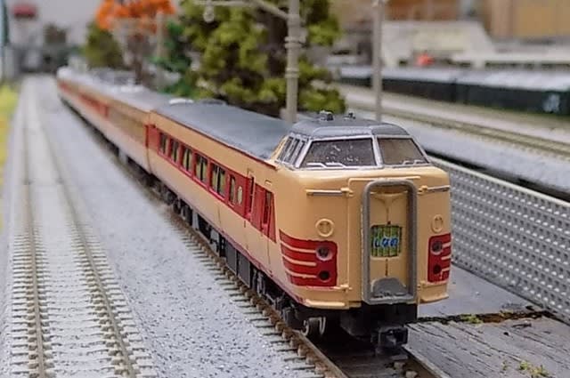 TOMIX　93730　国鉄381系電車