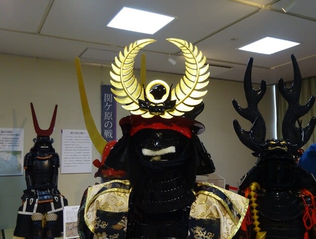 関ヶ原町歴史民俗資料館で甲冑を見る…! - ”雲八ねえさん”の歴史 関ヶ原町歴史民俗資料館で甲冑を見る…! - ”雲八ねえさん”の歴史