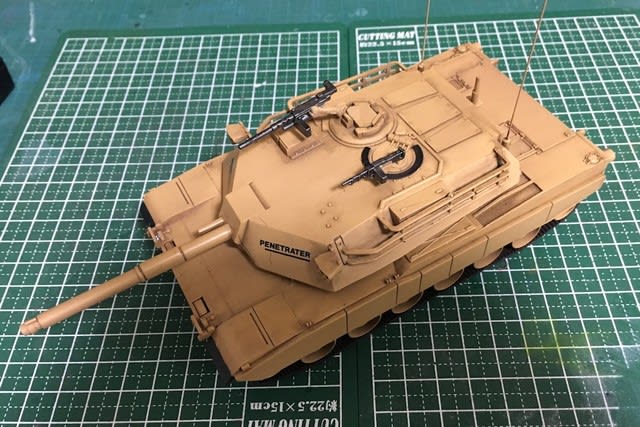 1/48 リモコンタンク M1エイブラムス／アリイ（マイクロエース