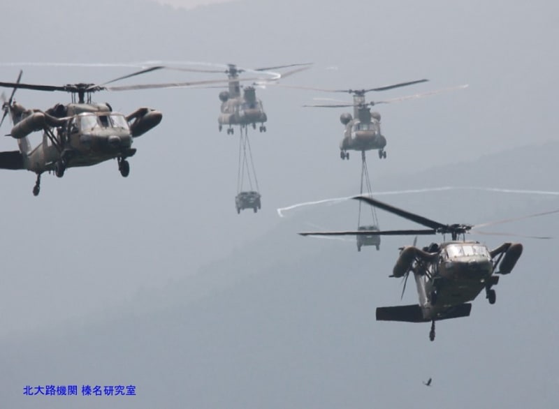 防衛情報】米陸軍海兵,AH-64&V-22量産とAAV-7沈没,BvS.10導入とストライカー改良 - 北大路機関