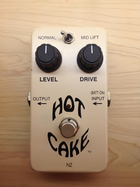 Hot Cake 考察 - Guitars On Broadway Hot Cake 考察 - Guitars On Broadway