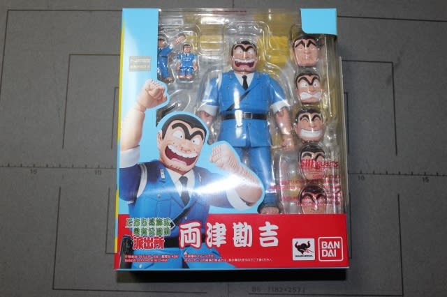 Amazon.co.jp: TAMASHII NATIONS S.H.フィギュアーツ 両津勘吉