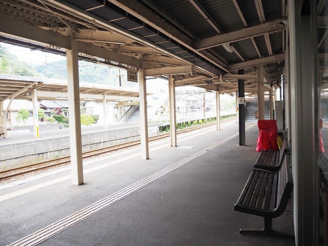 若狭高浜駅(JR西日本)小浜線 - 観光列車から! 日々利用の 若狭高浜駅(JR西日本)小浜線 - 観光列車から! 日々利用の