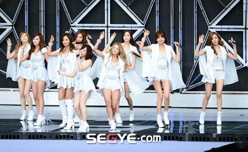 SMTOWN LIVE WORLD TOUR IV in SEOULでは少女時代が日本語でも SMTOWN LIVE WORLD TOUR IV in SEOULでは少女時代が日本語でも