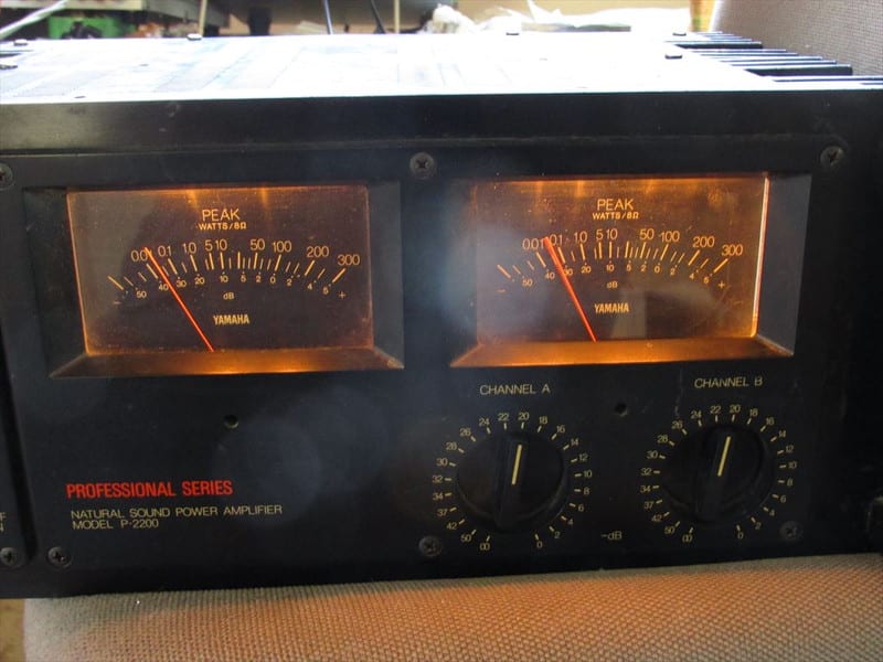 YAMAHA P-2200修理 - トラブルシューター