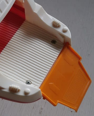 トミカレトロ：走るカーフェリー!? 1971年製、ミニカー
