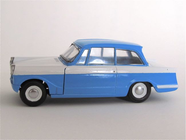 1/32 AIRFIX TRIUMPH HERALD 1200 製作中2 - sportscar graphic