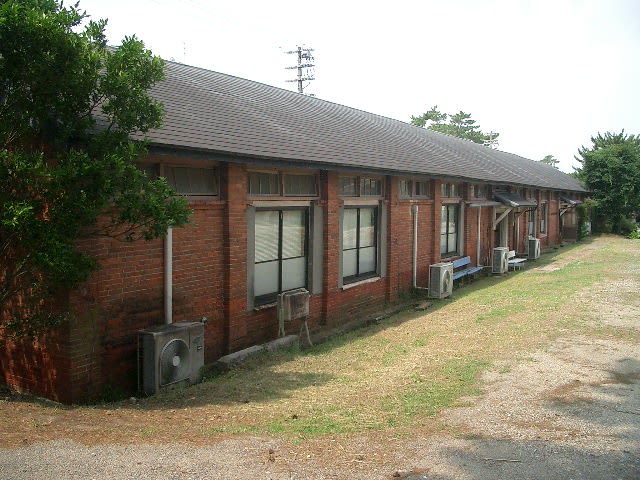 京都府宇治市陸上自衛隊宇治駐屯地探訪 - MANAZOUの近代建築 京都府宇治市陸上自衛隊宇治駐屯地探訪 - MANAZOUの近代建築