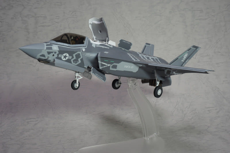 1/72】ロッキード・マーティン F-35BライトニングII アメリカ海 1/72】ロッキード・マーティン F-35BライトニングII アメリカ海