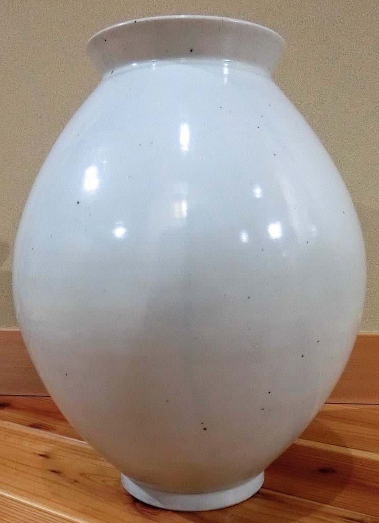 倣李朝 白磁提灯壷 - 夜噺骨董談義 倣李朝 白磁提灯壷 - 夜噺骨董談義