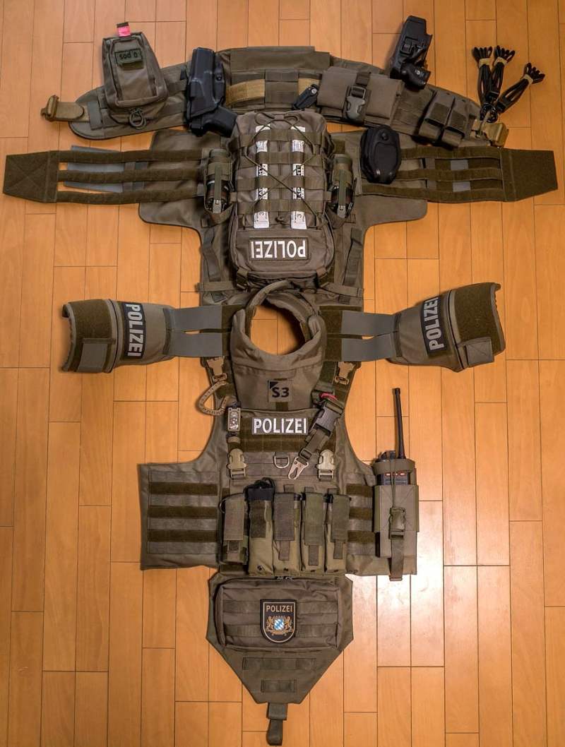 ドイツ地方警察装備の変遷 22 ゥレプの福音 - F & F嫁の “FFree