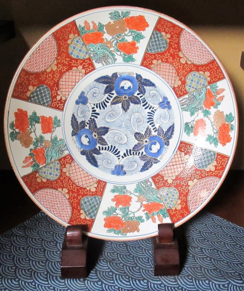 リメイク 古伊万里 鯉之図染付大皿 & 富士ニ龍図染付大皿 - 夜 リメイク 古伊万里 鯉之図染付大皿 & 富士ニ龍図染付大皿 - 夜
