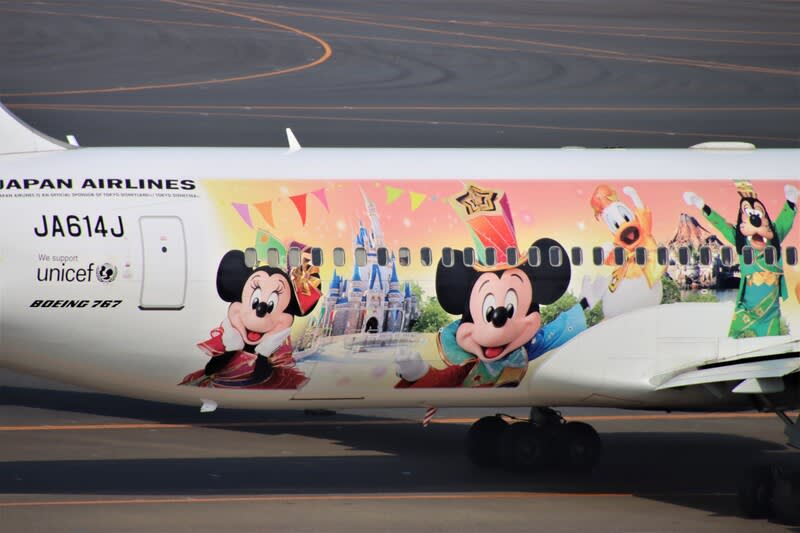 JALディズニー特別塗装機 - ハイブリッドな生活（旧ルノーな
