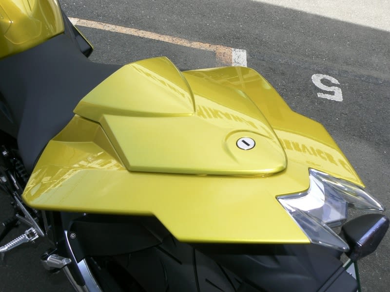S1000RRシングルシートカウル - モトラッド京葉ブログ S1000RRシングルシートカウル - モトラッド京葉ブログ