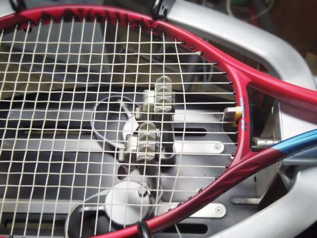 YONEX VCORE 100 - 丸の内 テニスカフェ YONEX VCORE 100 - 丸の内 テニスカフェ