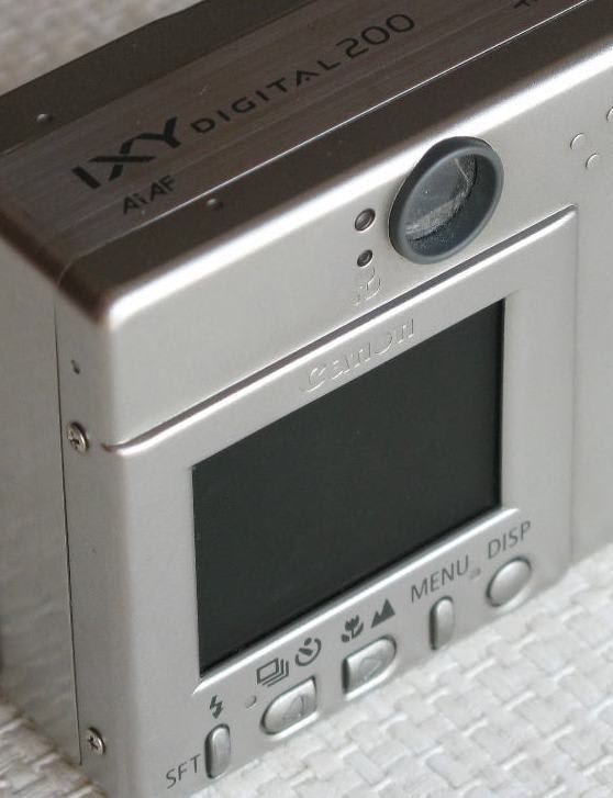退役コンデジ CANON IXY DIGITAL 200 - jazz and freedom and