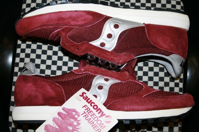 Saucony freedom trainer hot sale