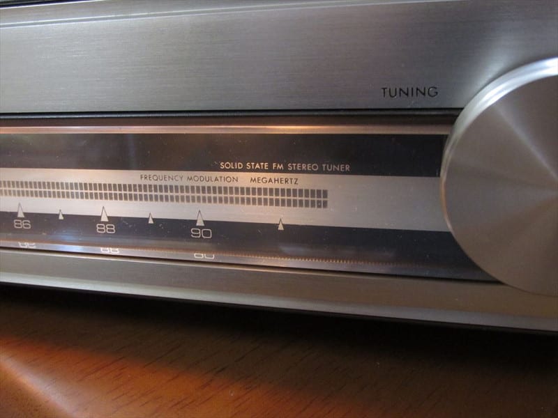 LUXMANチューナー T-110パネル清浄で文字くっきり - トラブル LUXMANチューナー T-110パネル清浄で文字くっきり - トラブル