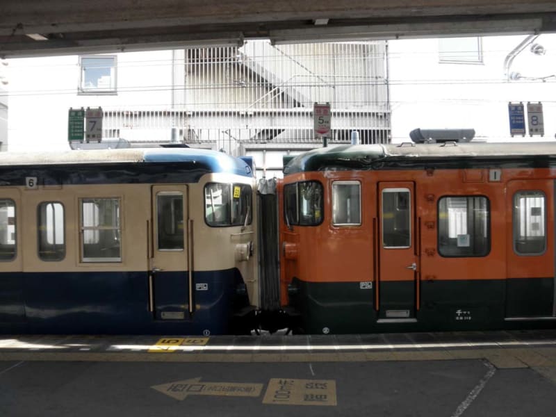 【メーカー再生品】 JR東日本113系 （JR東日本・千葉 7両編成 115系横須賀色通勤電車 鉄道模型