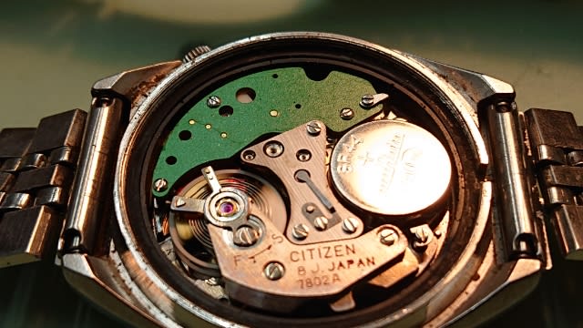 珍しい〙【CITIZEN】COSMOTRON 電池交換 - 1級時計修理技能士