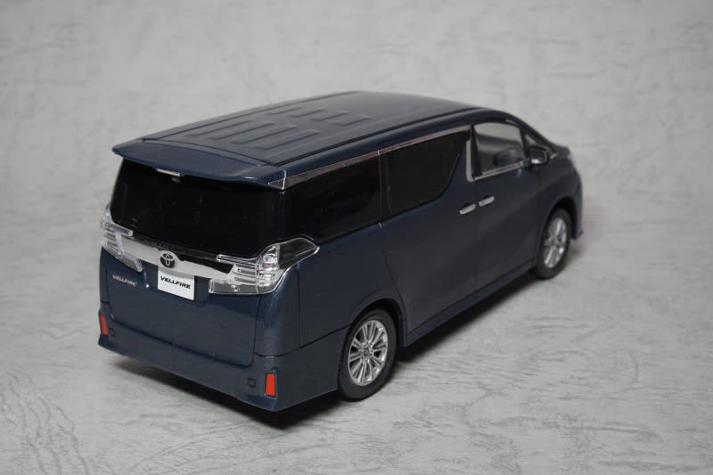 トヨタ 30系アルファード 1/32