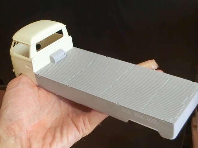 人気特価激安 USCPトランスキット 製作開始 T1ロングトランスポーター VW 1/24 フォルクスワーゲン