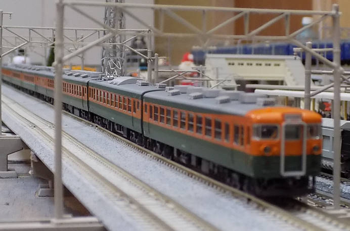 KATOの10-1389 165系急行「アルプス」8両セットが KATOの10-1389 165系急行「アルプス」8両セットが