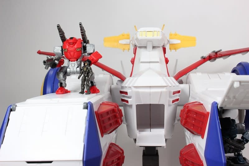 FW GUNDAM CONVERGE ホワイトベース - 城西ドンガルドン FW GUNDAM CONVERGE ホワイトベース - 城西ドンガルドン