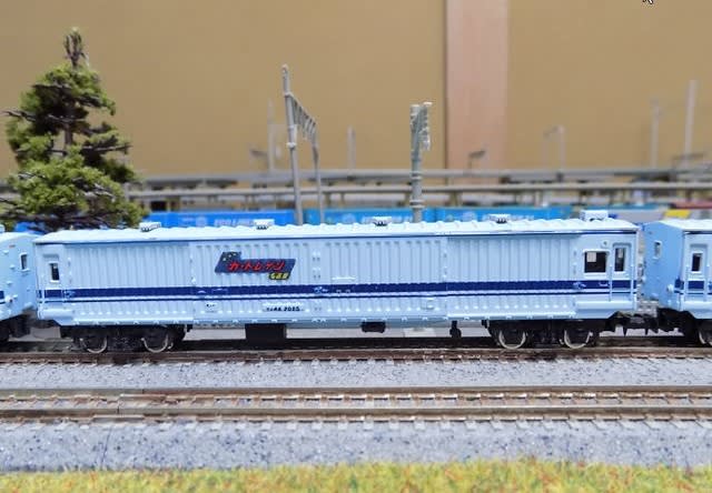 GREENMAXの902 マニ44 ユーロライナー塗装・ カートレイン