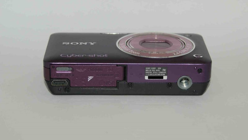 SONY Cyber-shot DSC-WX5 パープル Exmor R、Gレンズ - 乾電池の SONY Cyber-shot DSC-WX5 パープル Exmor R、Gレンズ - 乾電池の