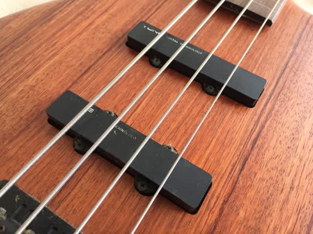 TUNE フレットレスベース　4弦　TBまたはTBC TUNE フレットレスベース 4弦 TBまたはTBC Tune TBC-4 FL