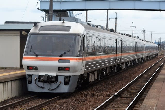 JR東海 長森(2023.3.17) キハ85系 特急 ひだ5号 飛騨古川