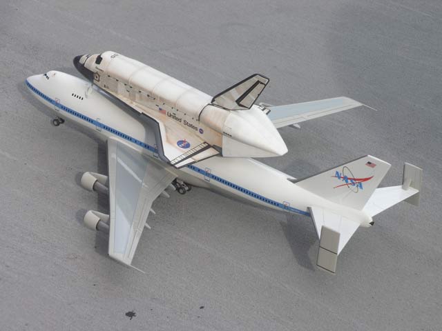 ハセガワ 1/200《スペースシャトル オービター &ボーイング 747 ハセガワ 1/200《スペースシャトル オービター &ボーイング 747