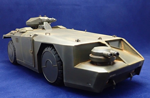 ハルシオン 1/35 A.P.C.(エイリアン2) - 働いているバヤイ ハルシオン 1/35 A.P.C.(エイリアン2) - 働いているバヤイ
