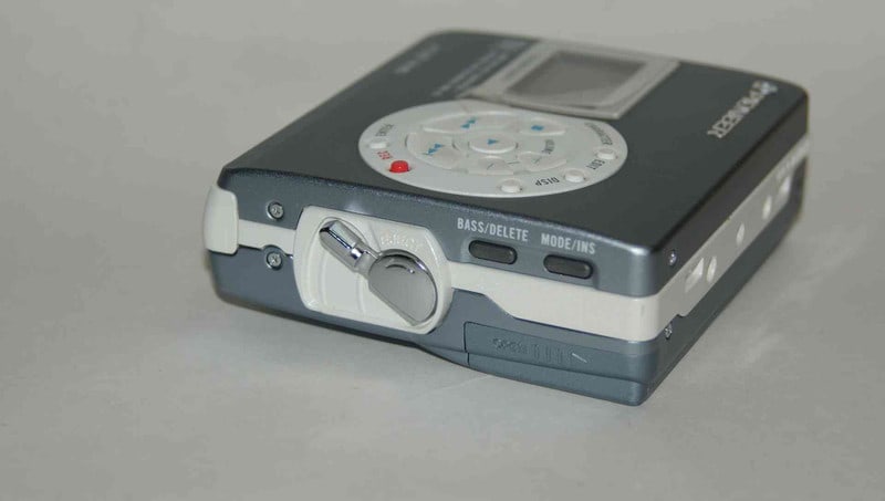 PIONEER ポータブルMDレコーダー PMD-R3 - 乾電池の画像集 出張所
