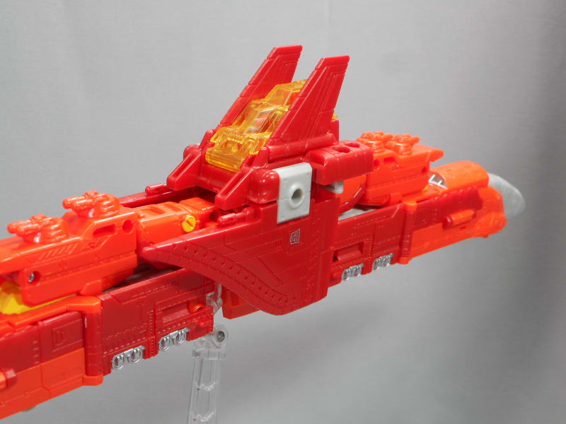 TFタイタンズリターン ボイジャークラス センチネルプライムを TFタイタンズリターン ボイジャークラス センチネルプライムを
