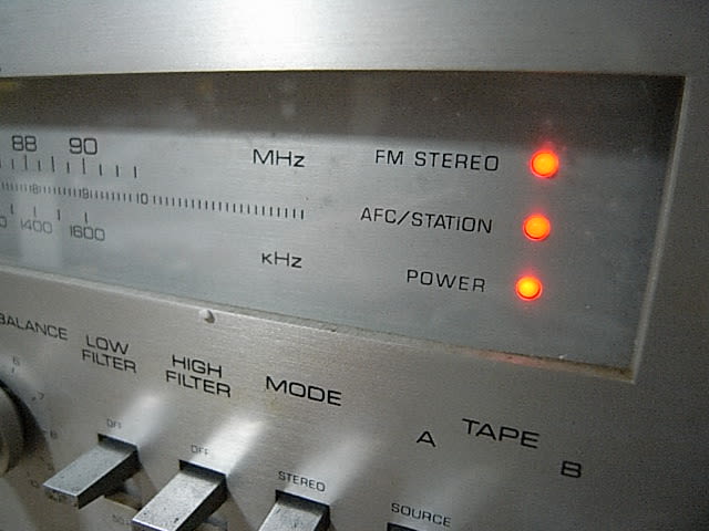 YAMAHA CR-600 Natural Sound Stereo Receiver - テレビ修理 YAMAHA CR-600 Natural Sound Stereo Receiver - テレビ修理