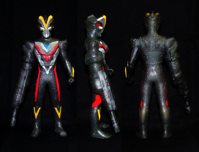 ウルトラマンビクトリー キングジョーランチャー クリアブラック