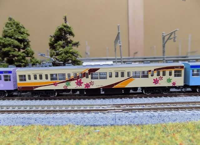 ROUNDHOUSEの10-912 201系四季彩タイプ4両セットを見る ROUNDHOUSEの10-912 201系四季彩タイプ4両セットを見る